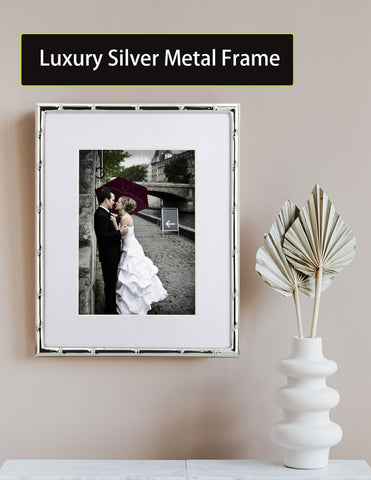 YiPinYin mat 5x7 opening frame holds 5x7 photos with mat.