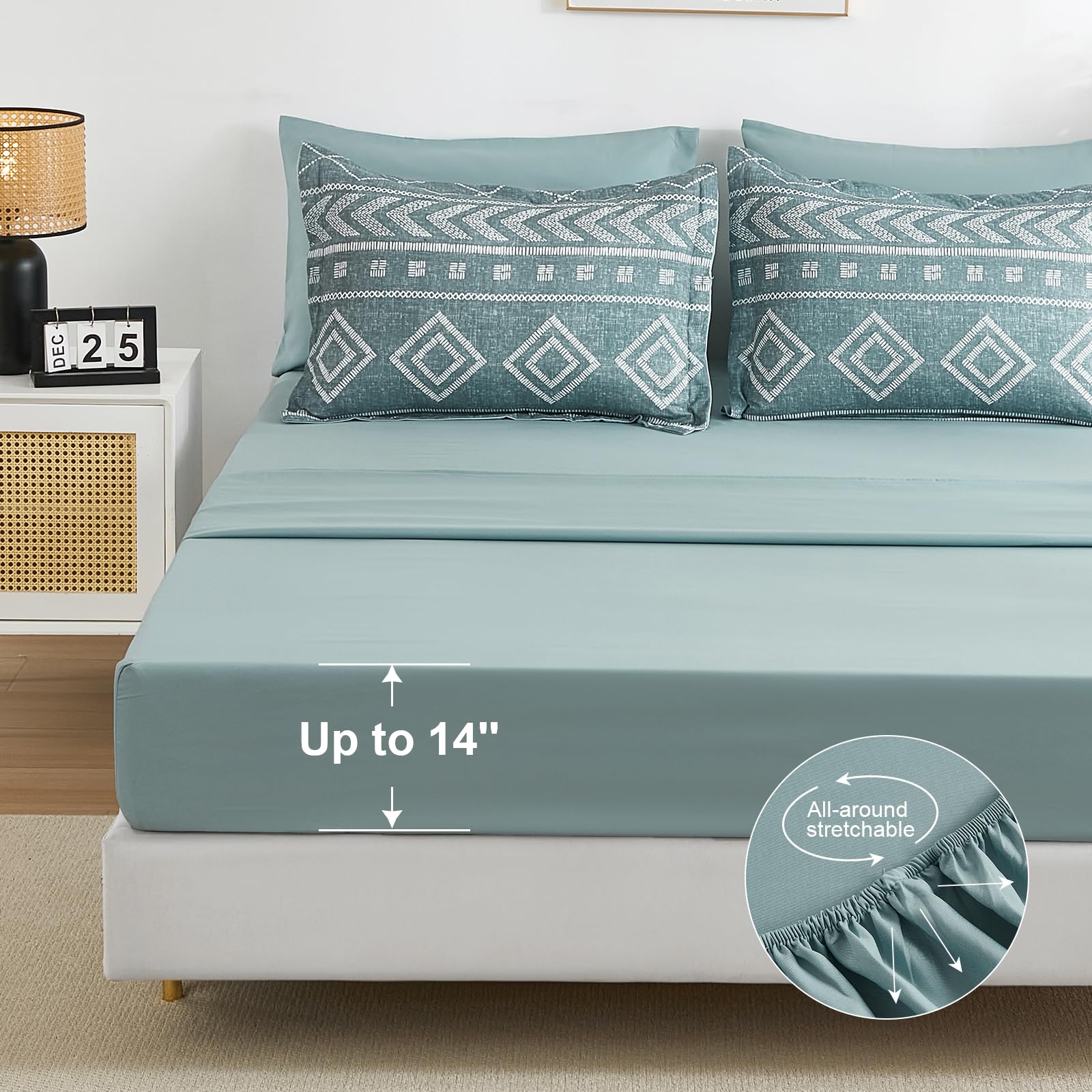 Yiran bed-in-a-bag complete set offers full coordinated bedding.