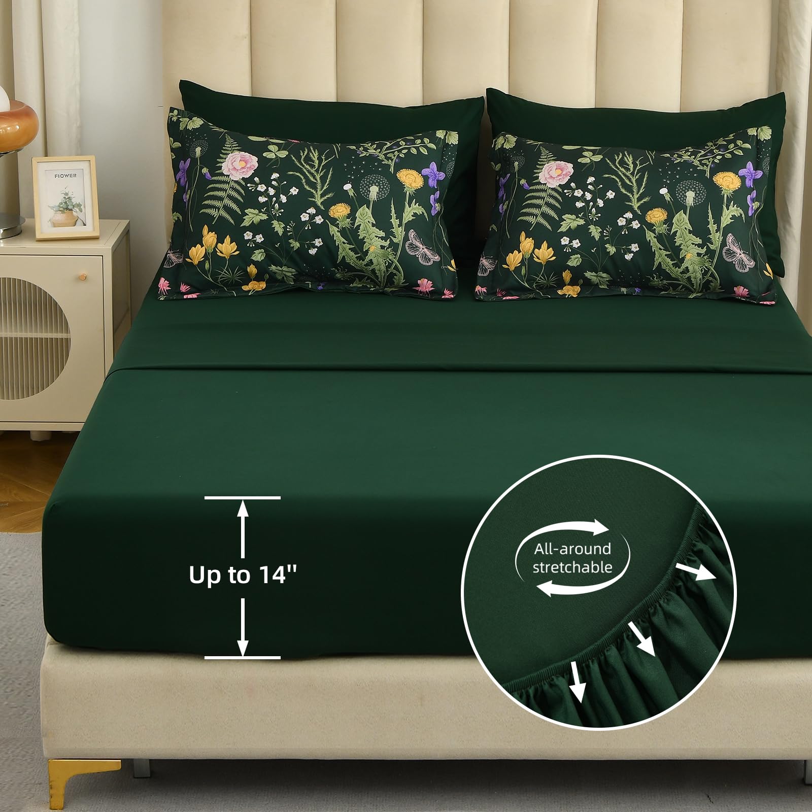 Yiran bed in a bag with sheets and pillowcases laid out together