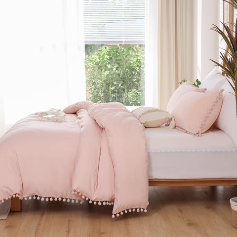 YIRDDEO soft microfiber fabric closeup shows gentle touch against skin.