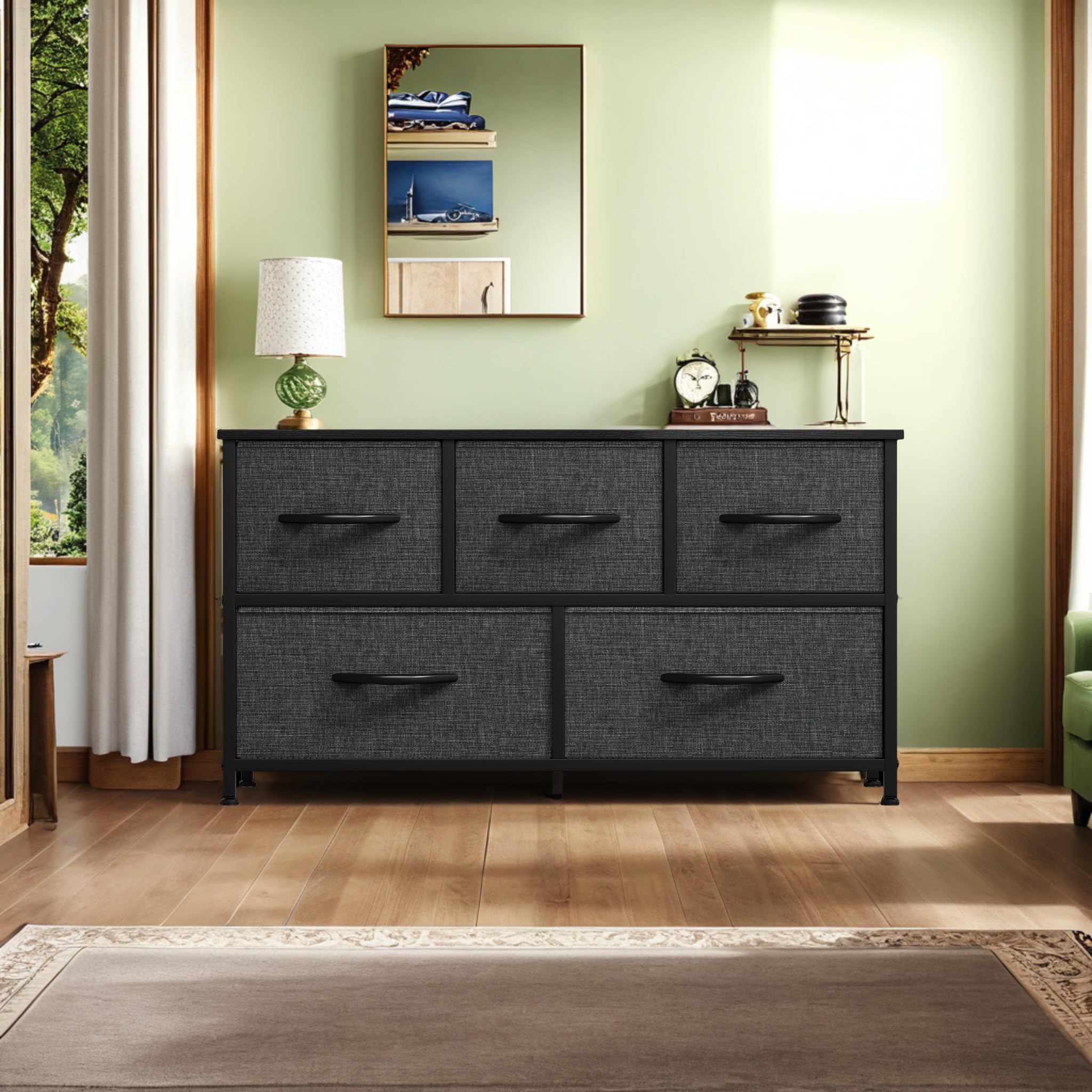 YITAHOME easy pull handles simplify access to items inside the drawers.