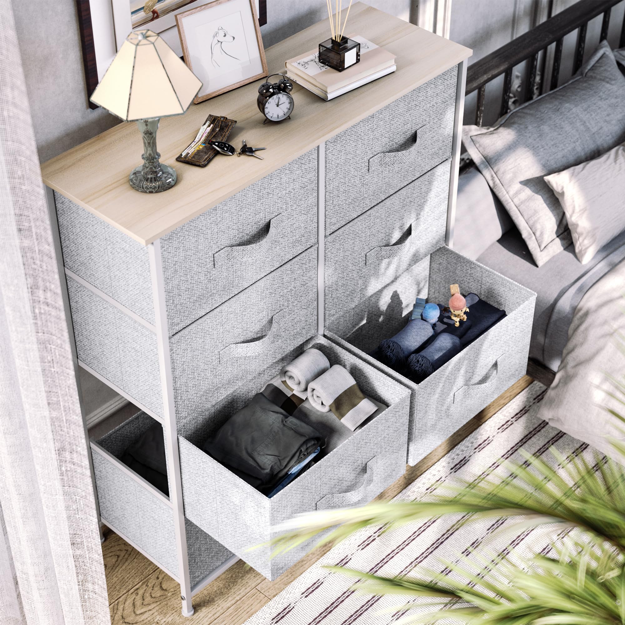 YITAHOME steel frame with wooden top enhances room aesthetics.