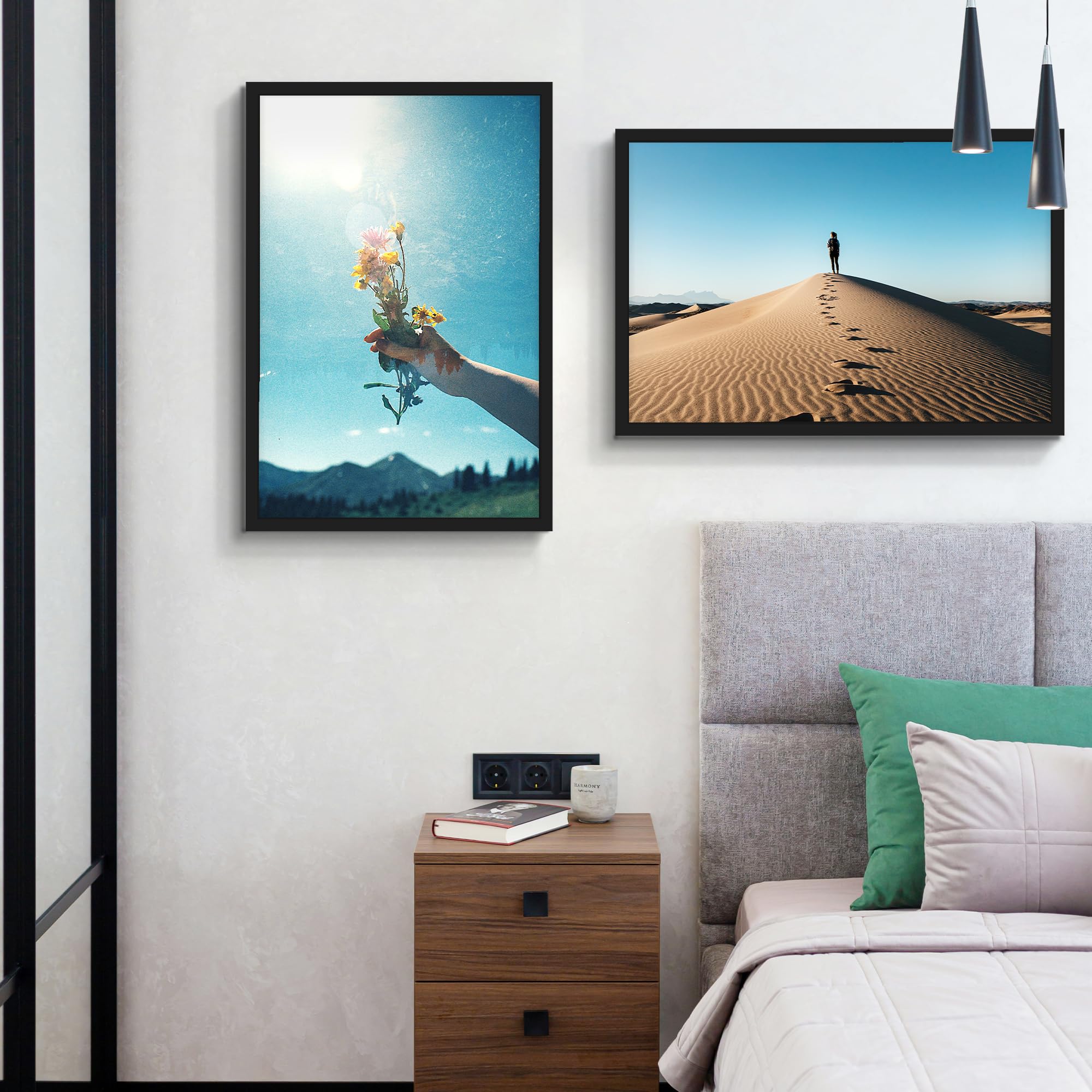 YiTanli wall setup example demonstrating versatile display options