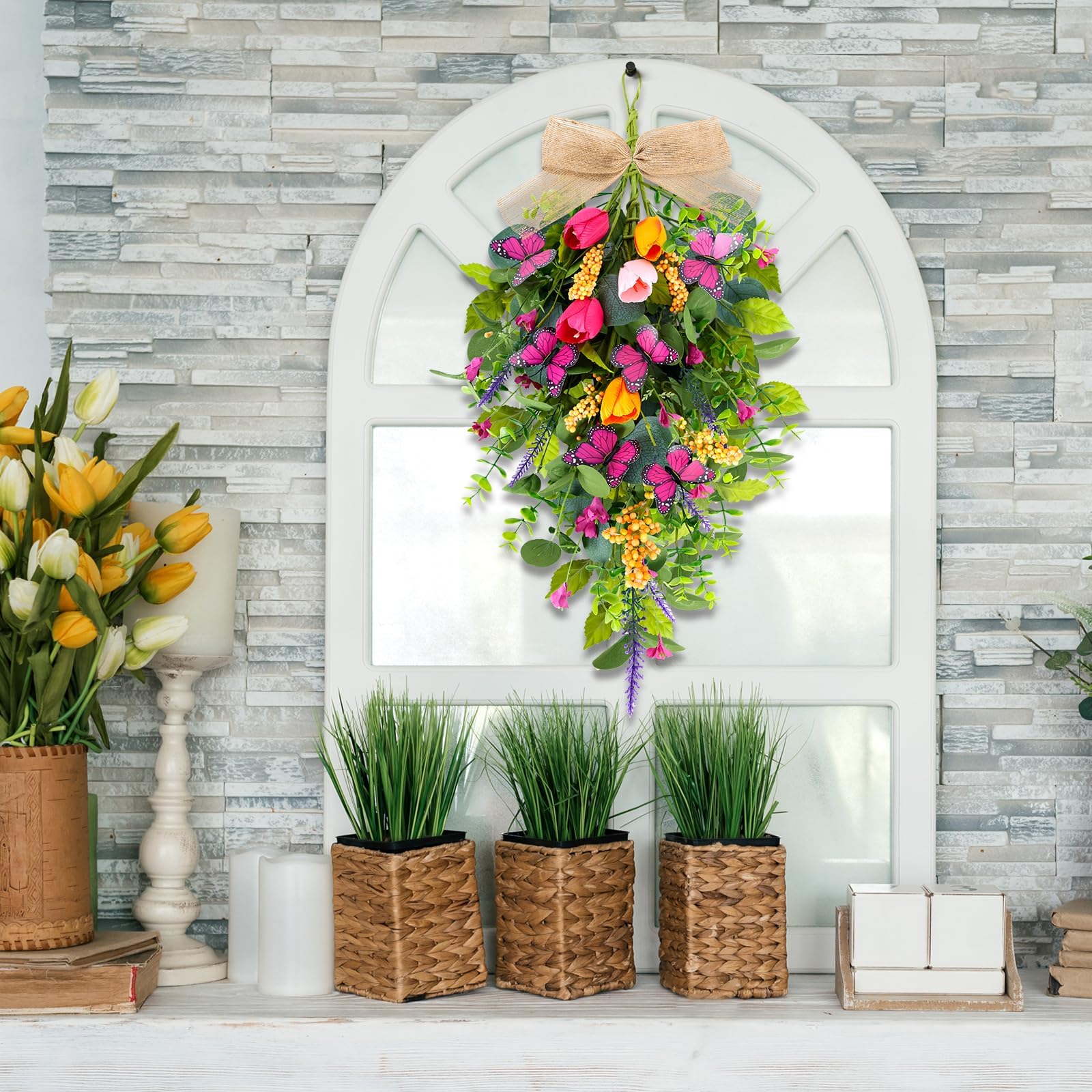 YLOLUL outdoor decorative swag adds spring cheer to garden or balcony.