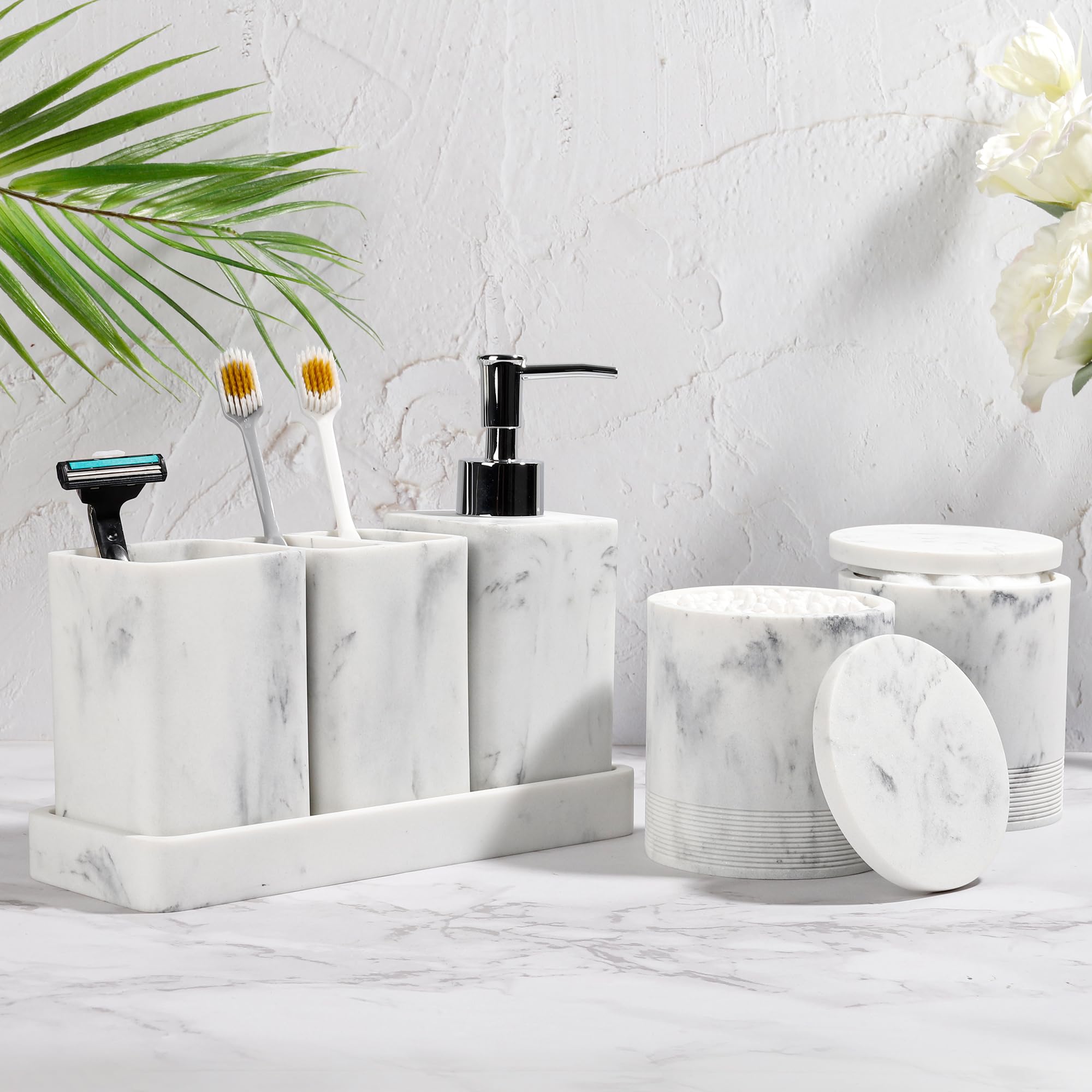 YMXYJM soap dispenser with rust-resistant pump for liquid soap