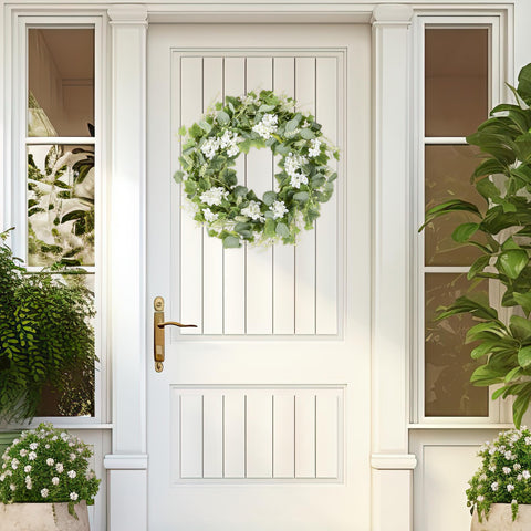YNYLCHMX greenery wreath is easy to unfold and shape for a lush display.
