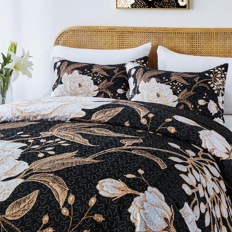 Yogeneg king-size quilt set fabric close-up reveals soft microfiber texture and breathable comfort.