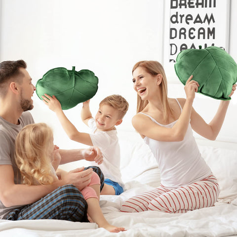 Yookeer 2-piece set delivers plush comfort and durable color.