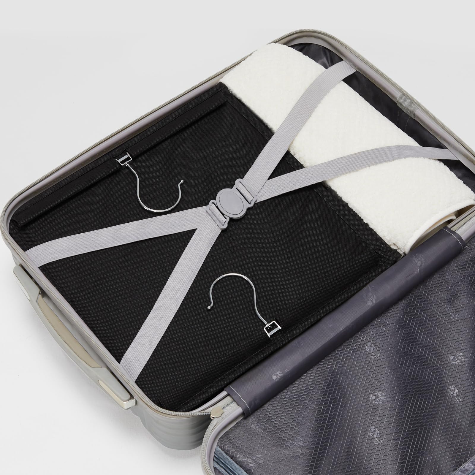 YOUDENOVA in-closet view shows six compartments for outfits.