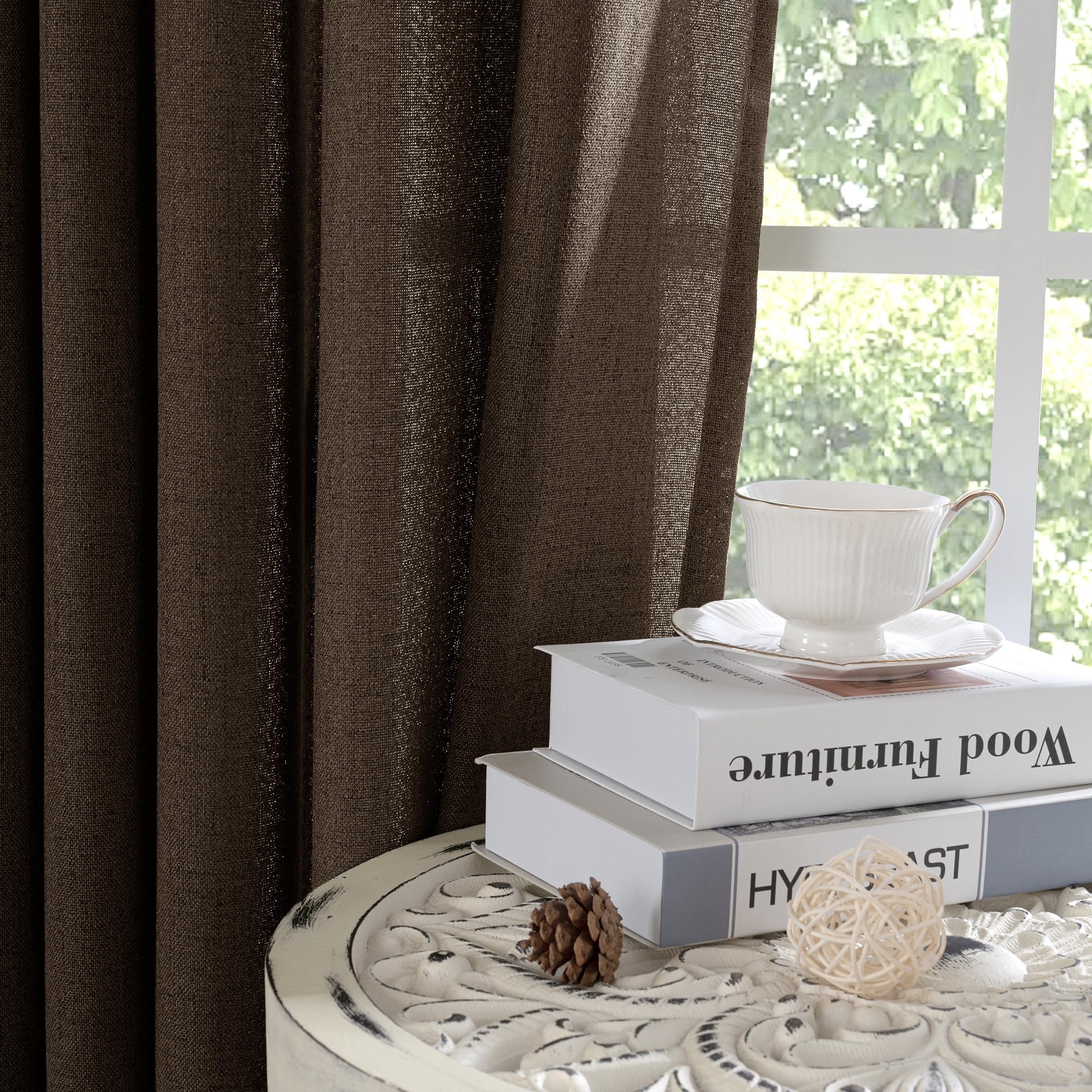 YoungsTex dining-area setup balances light and air for comfortable meals