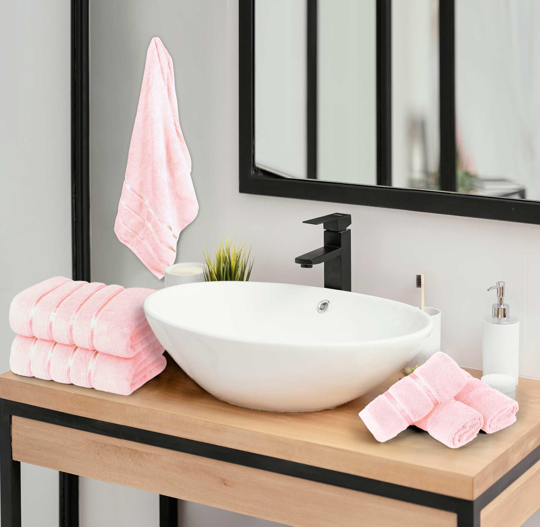 YRALY Luxury Pink Washcloths: compact, quick-drying softness for daily skincare
