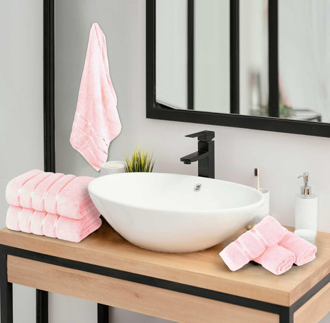YRALY Luxury Pink Washcloths: compact, quick-drying softness for daily skincare
