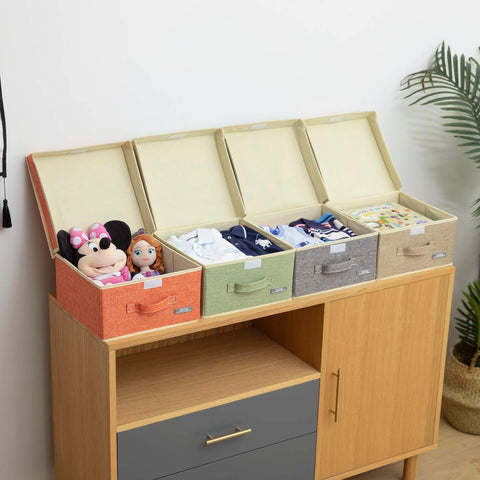 YueYue foldable storage box with handles for easy transport.