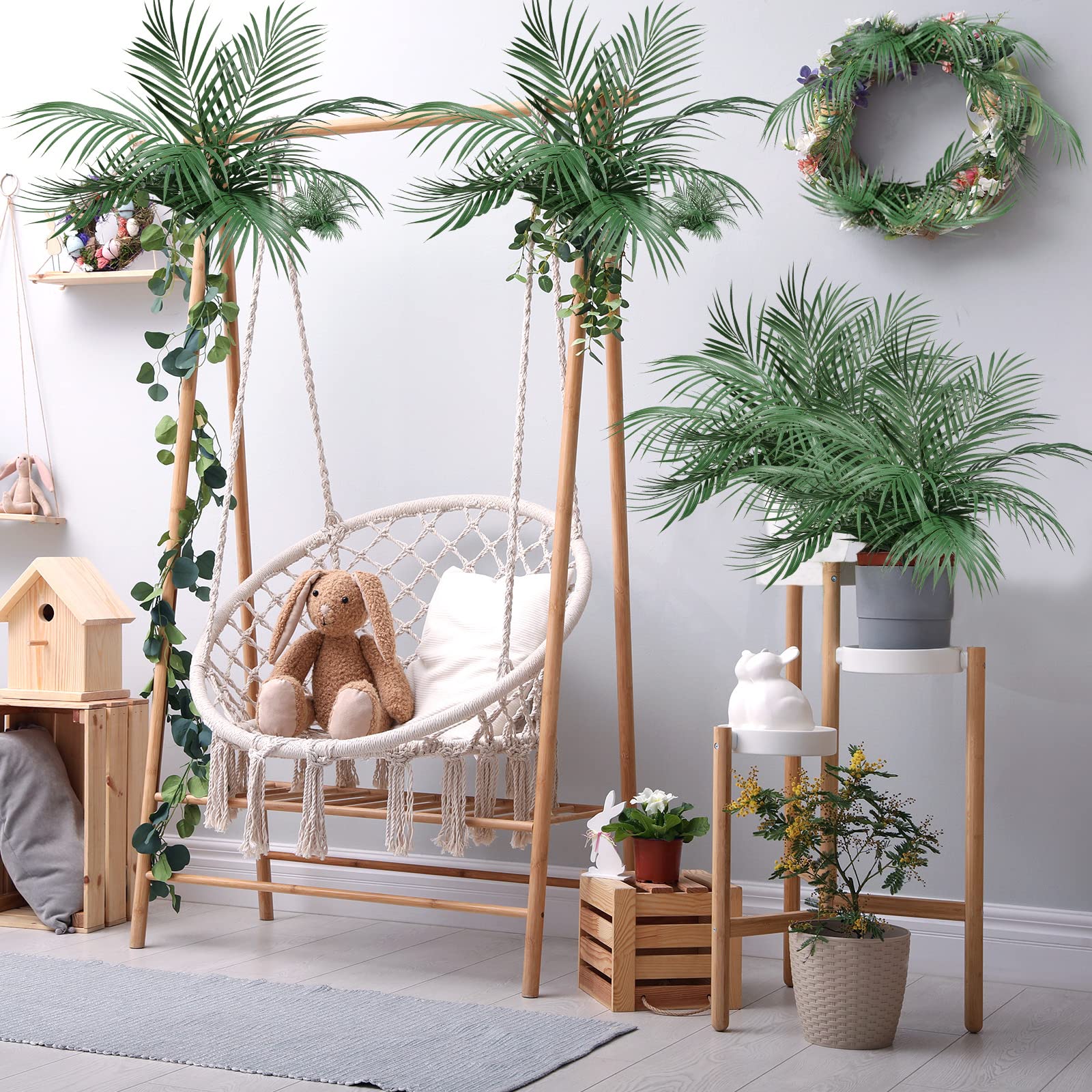 Yunsailing palm leaves DIY garlands demonstrate easy shaping and styling.