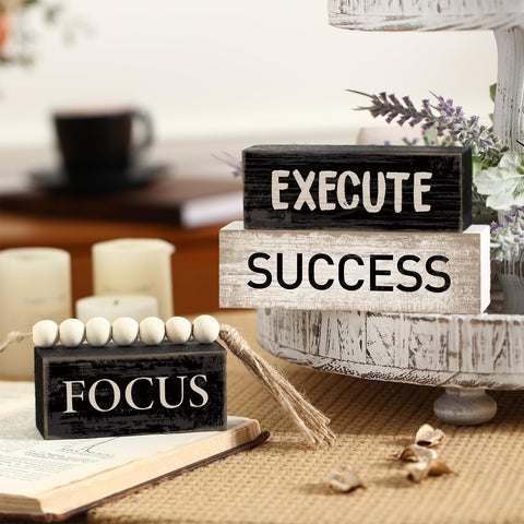 Yuntau motivational books stack decoration enhances bookshelf styling.