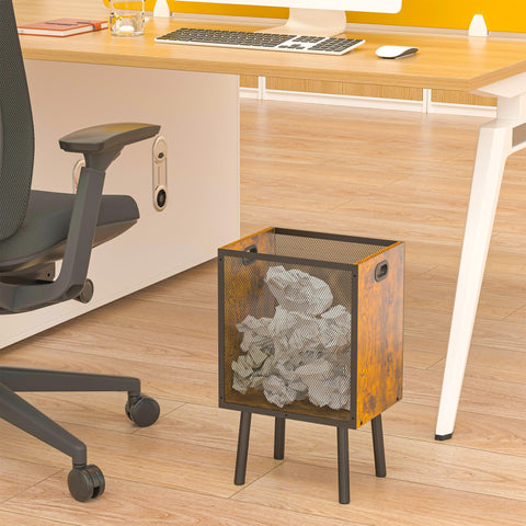 Yuyetuyo metal mesh sides with sturdy legs keeps floors clean and water-resistant.