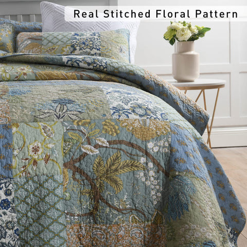 Yvooxny reversible patchwork quilt green side for versatile year-round styling