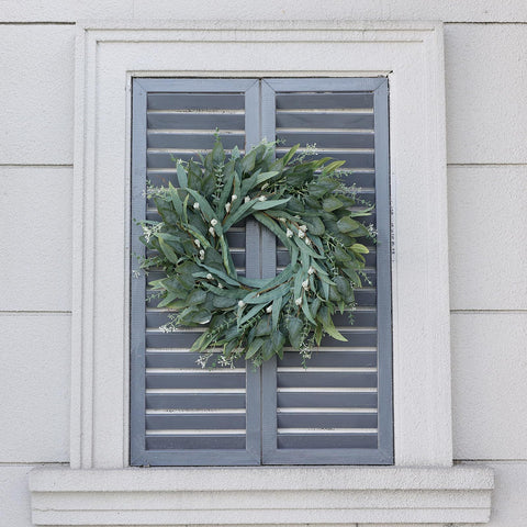 YXZZWL wreath packaged for shipping, ready to reshape on arrival.