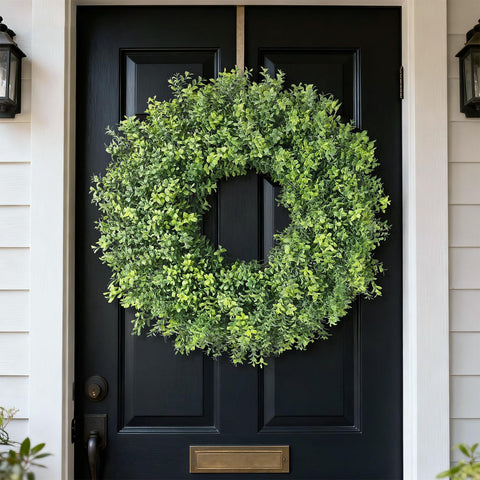 YXZZWL small-leaf boxwood wreath close-up showcases fuller delicate texture