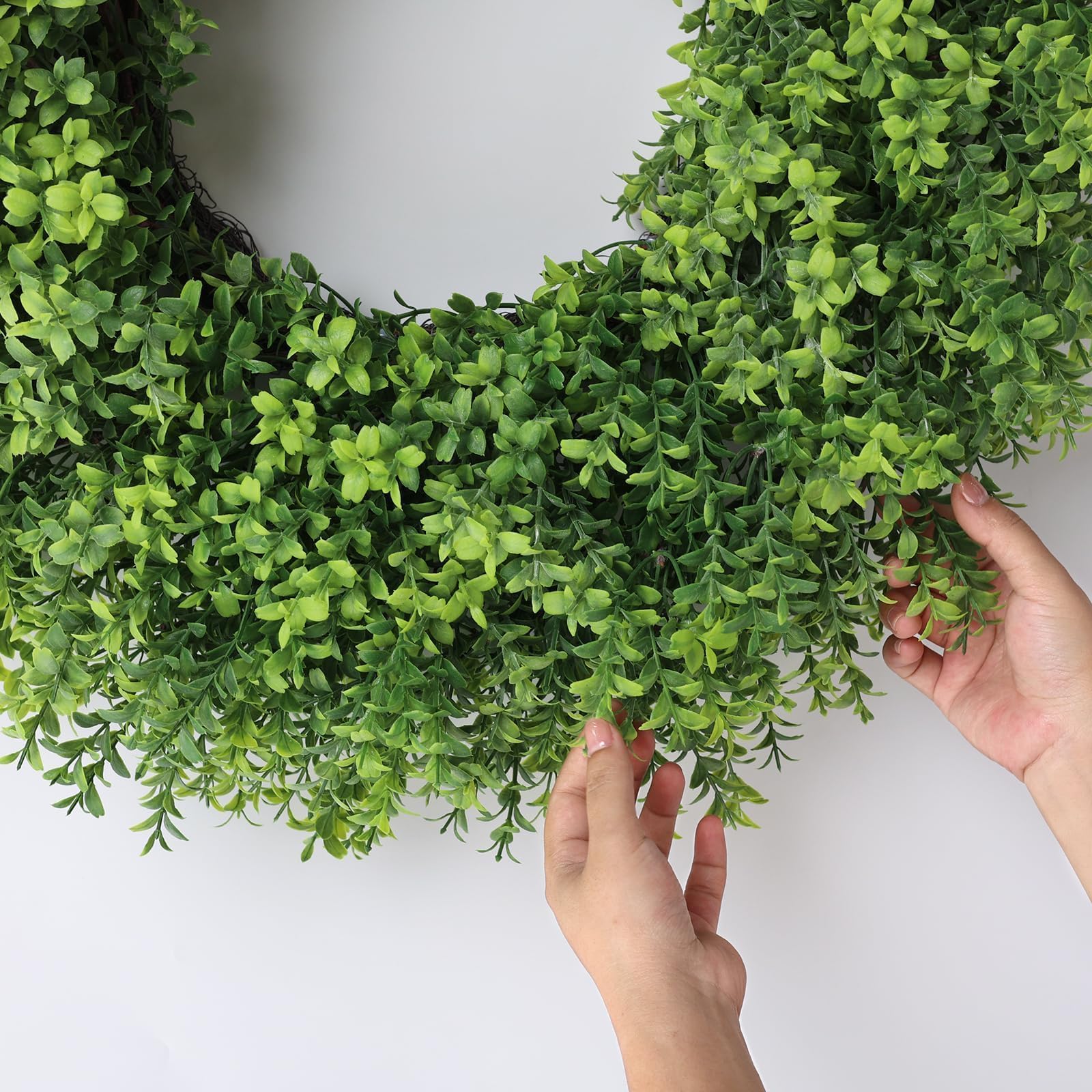 YXZZWL maintenance-free design stays vibrant year-round without watering