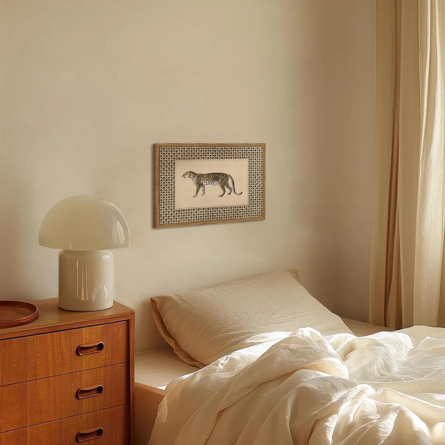 YYNISPIN neutral-toned wildlife art suits boho and modern farmhouse interiors.