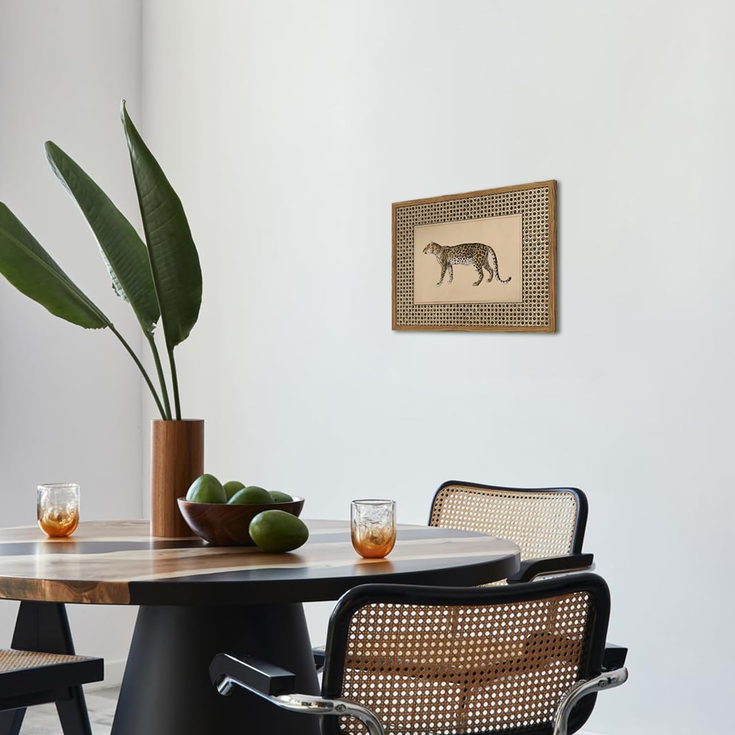 YYNISPIN safari wall decor ideal for bedrooms and bathrooms with calming vibes.