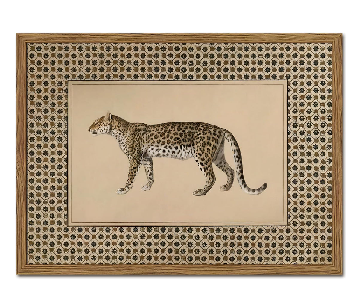 YYNISPIN vintage leopard wall art with 12x16 frame enhances living room ambiance.