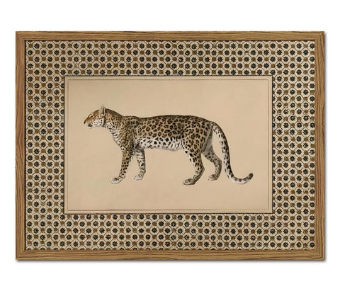 YYNISPIN vintage leopard wall art with 12x16 frame enhances living room ambiance.