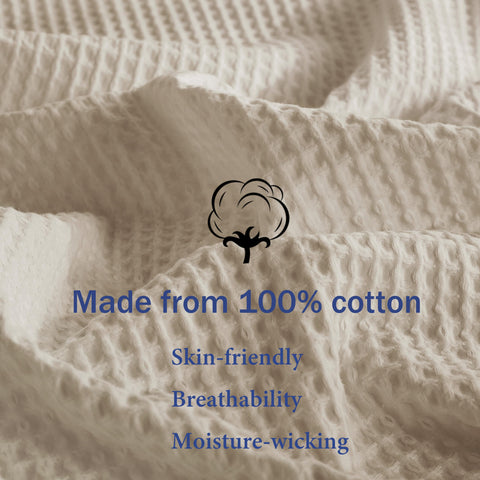 Outdoor scene with Zaizaihome throw demonstrates portable warmth for picnics.