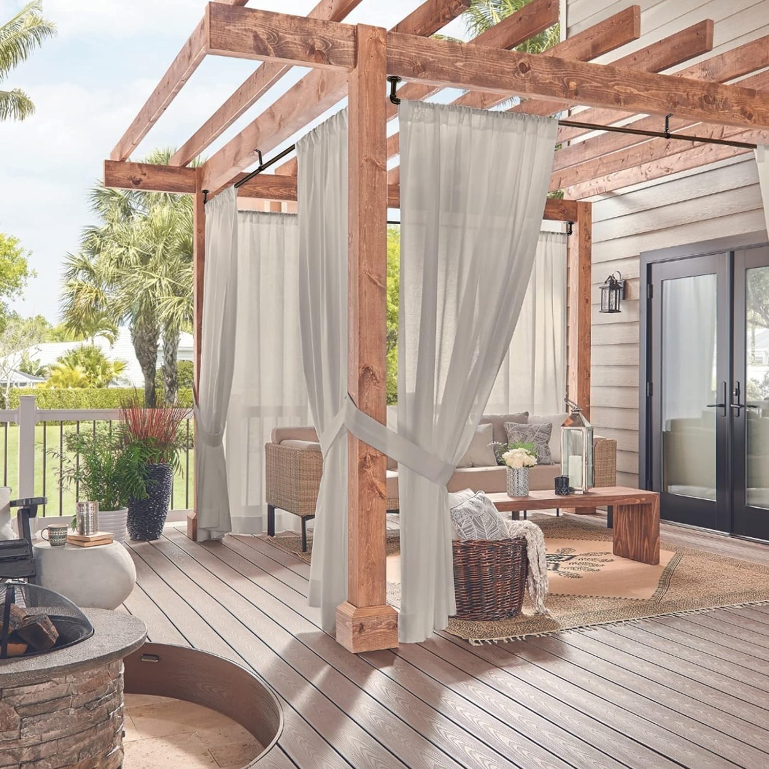 Zeerobee curtain rod suitable for outdoor patio installation