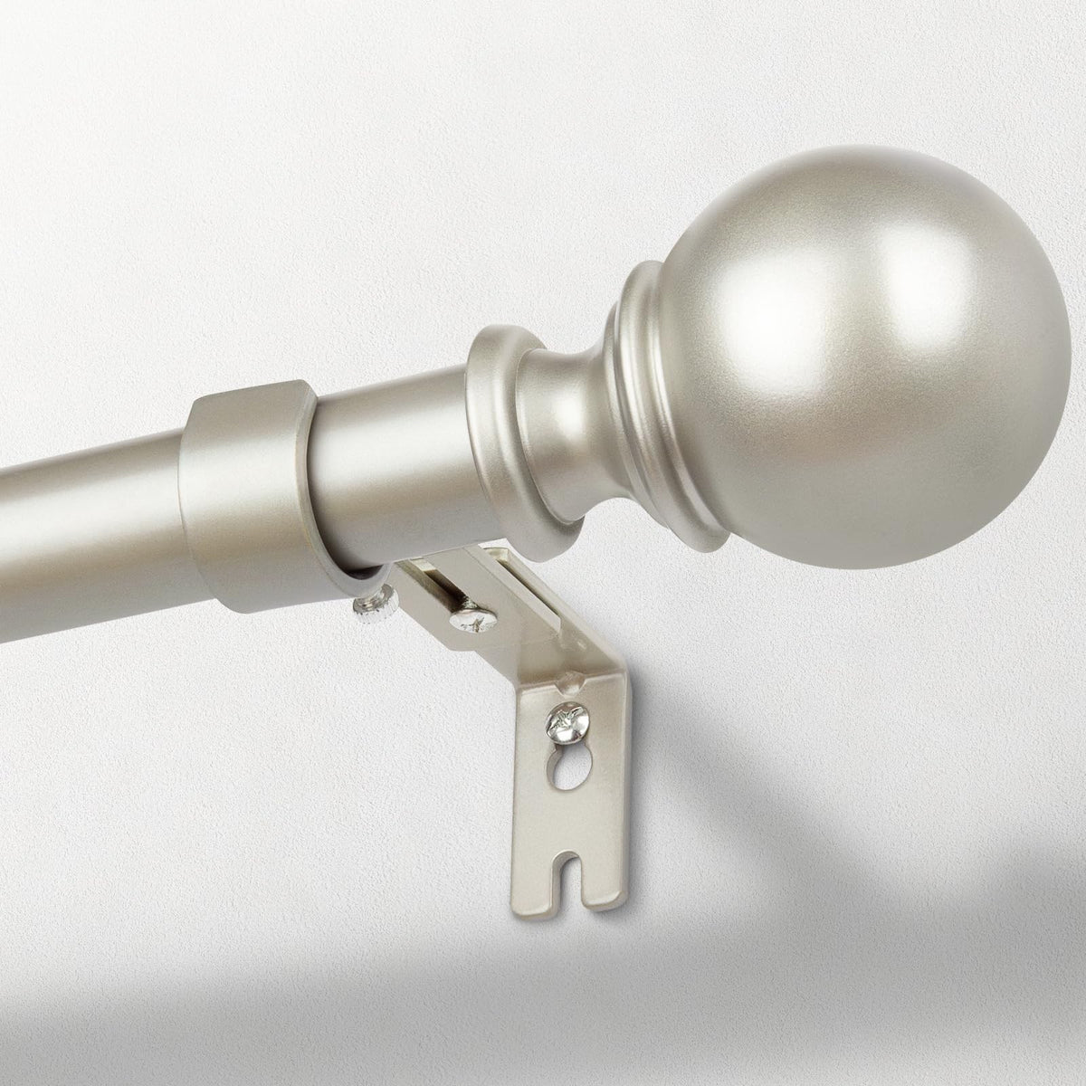 Zeerobee curtain rod nickel finish close-up shows sturdy 1-inch diameter