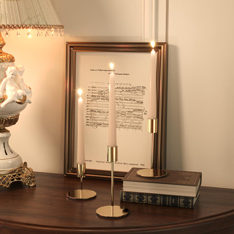 zeochyni table dining scene showcasing warm ambiance from candle holders