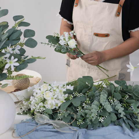 Zheart Baby Blue Eucalyptus branch brings soft color for romantic bouquet designs