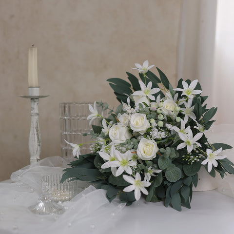Zheart Willow Leaf Eucalyptus stem offers flexible stems for custom arrangements