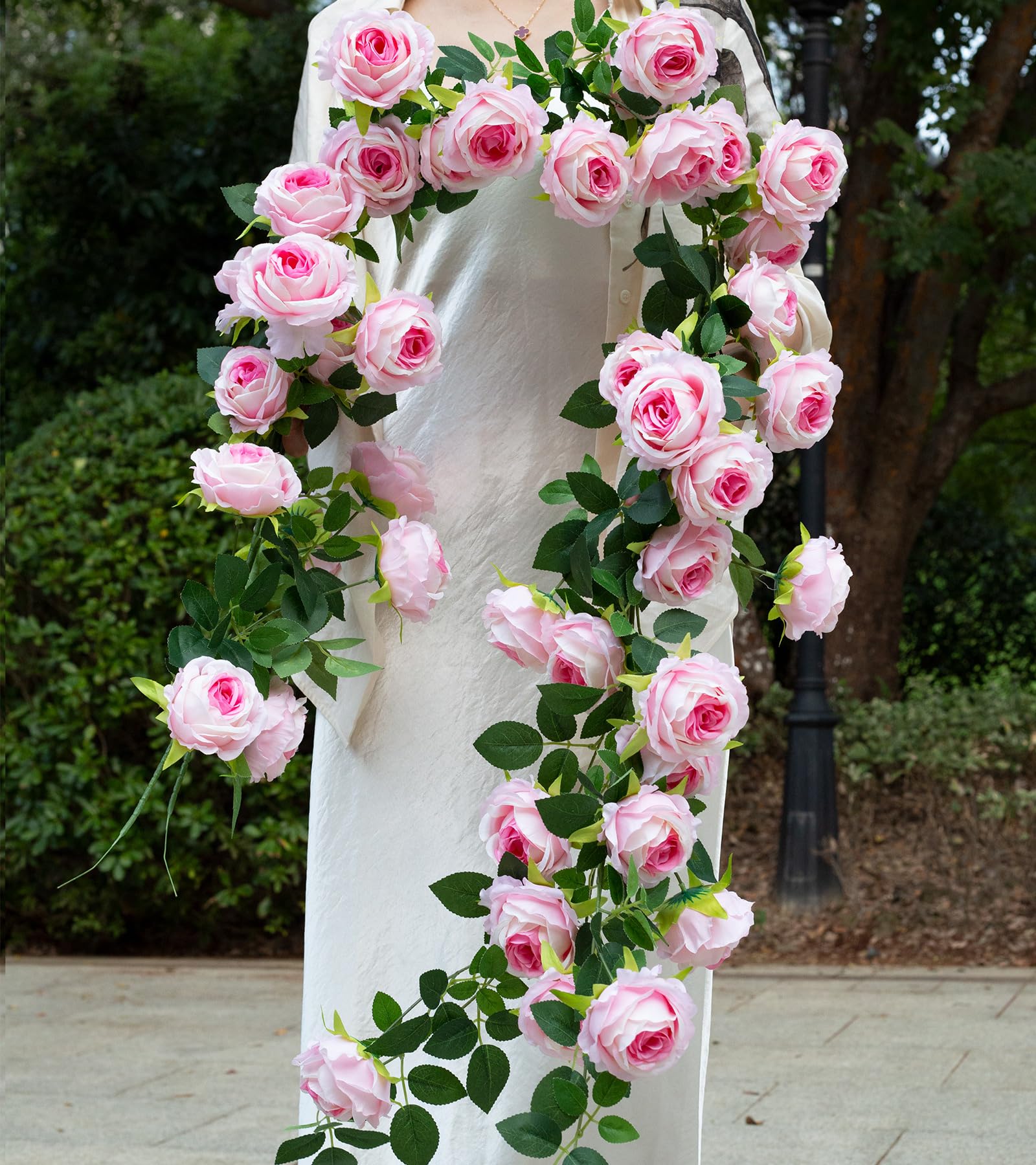 Zhixinyue bendable rose garland in pink for versatile wall and arch decoration.