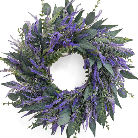 Zhoree Lavender Eucalyptus Wreath close-up of lavender blossoms for door decor