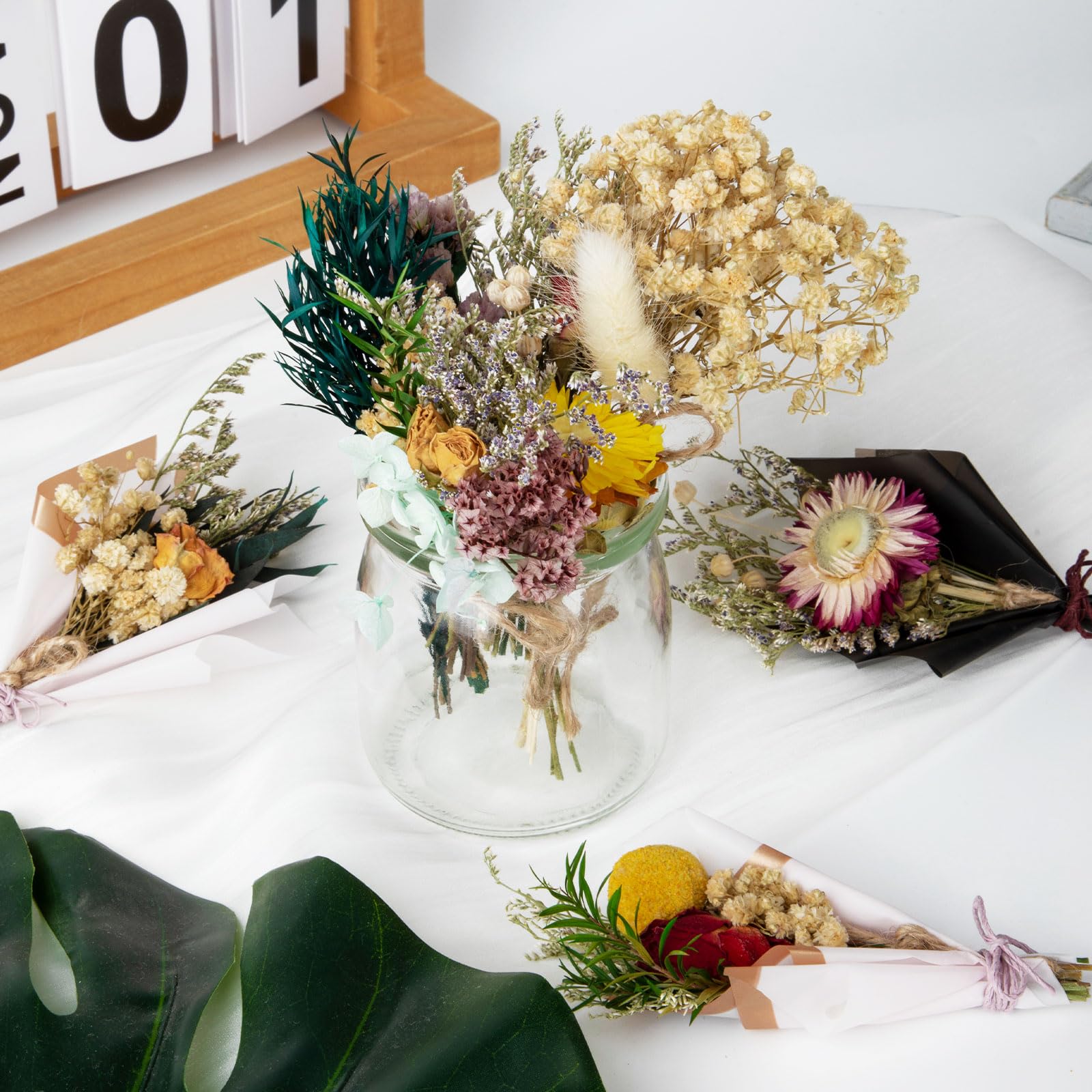 ZHWKMYP dried flowers arrangement idea demonstrates vase-ready styling.