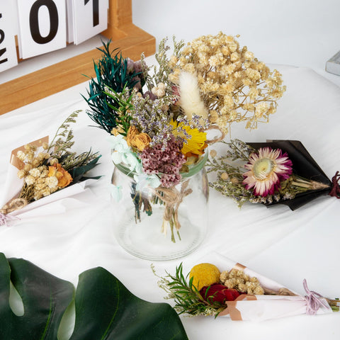 ZHWKMYP dried flowers arrangement idea demonstrates vase-ready styling.