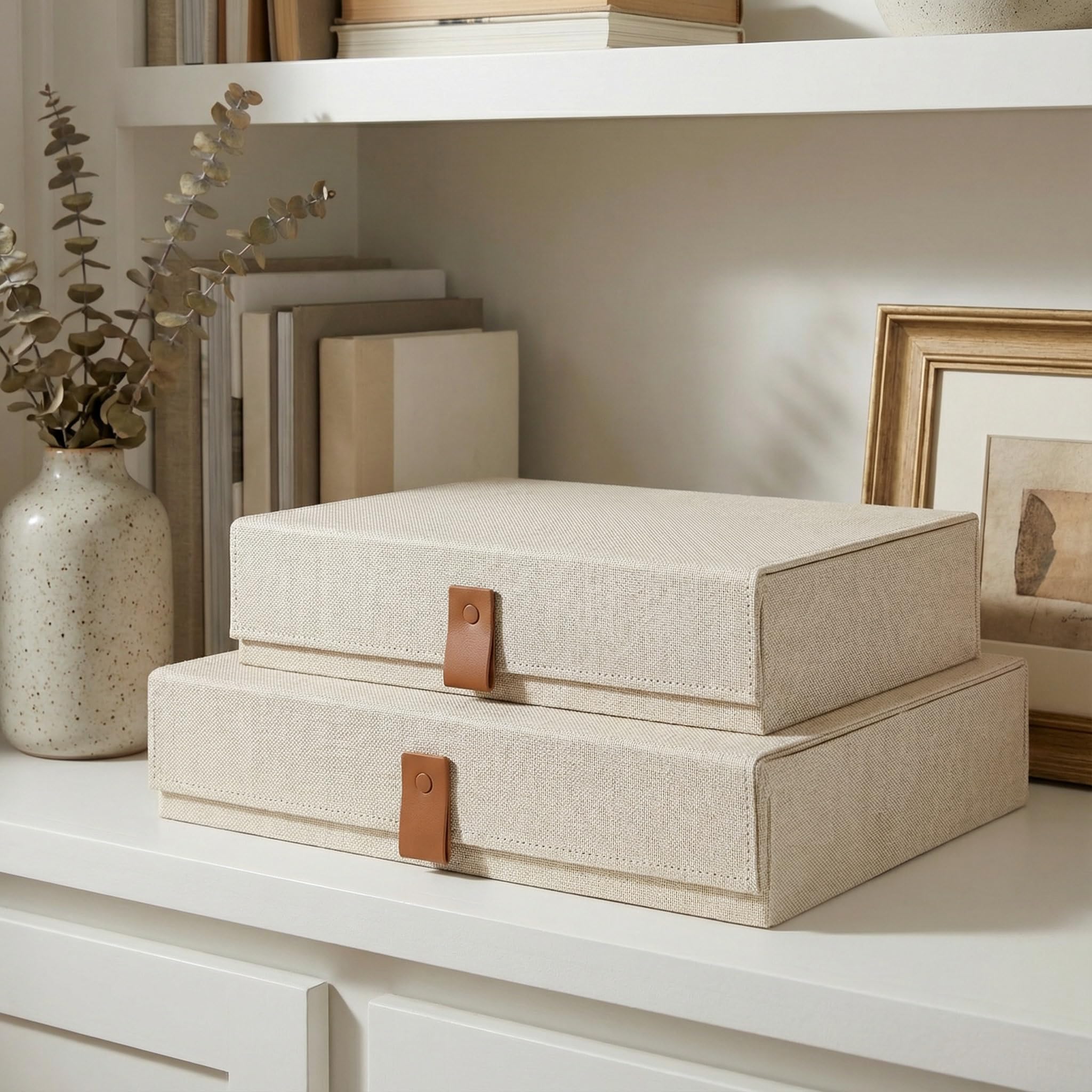 ZICOTO small decorative photo storage box with linen lid keeps photos dust-free.