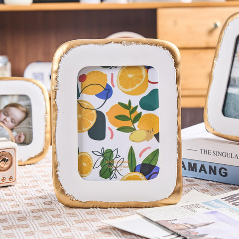ZIHARA gift-ready frame ideal for weddings and anniversaries.