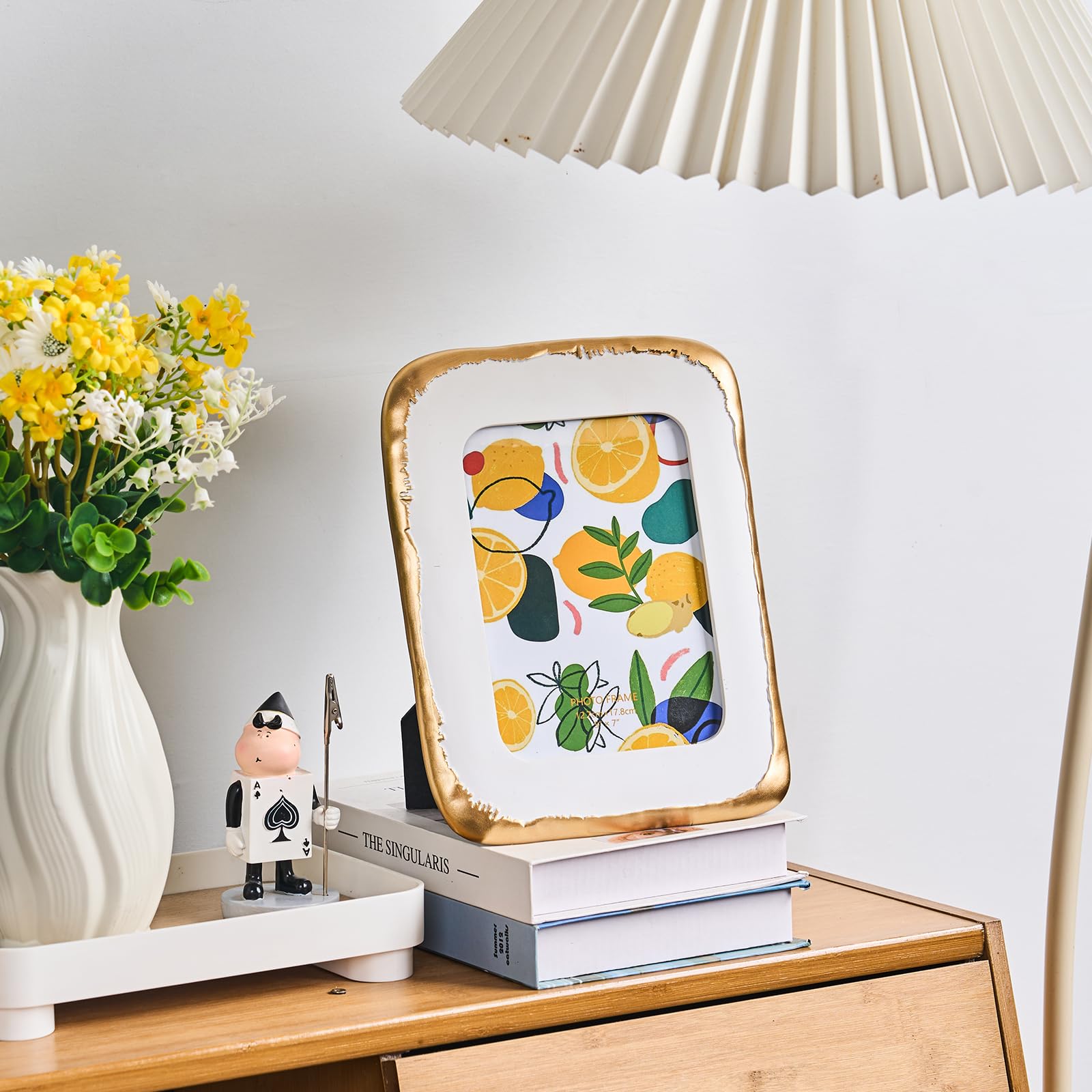 ZIHARA wall-mount hook back enables flexible wall gallery layouts.