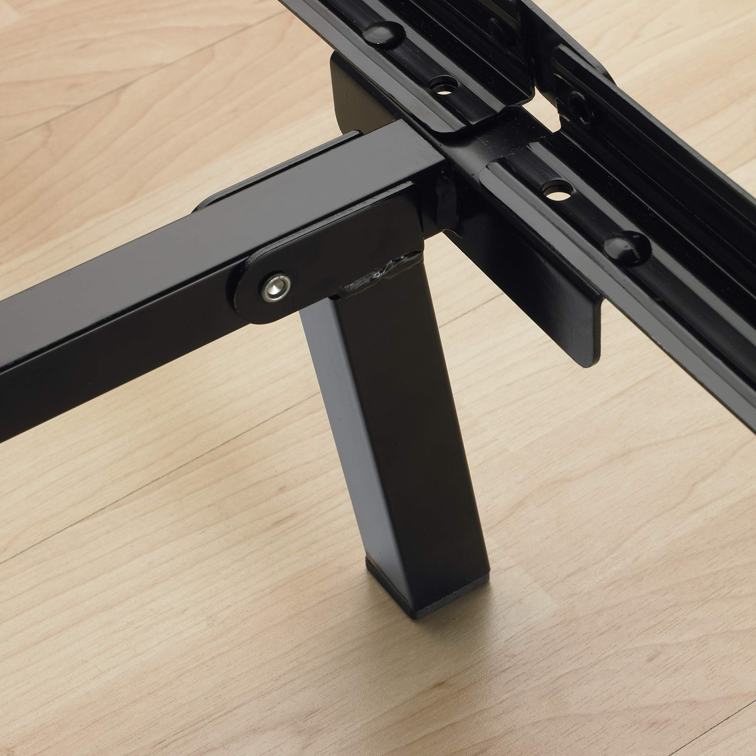 Assembled Zinus Compack bed frame ready to use