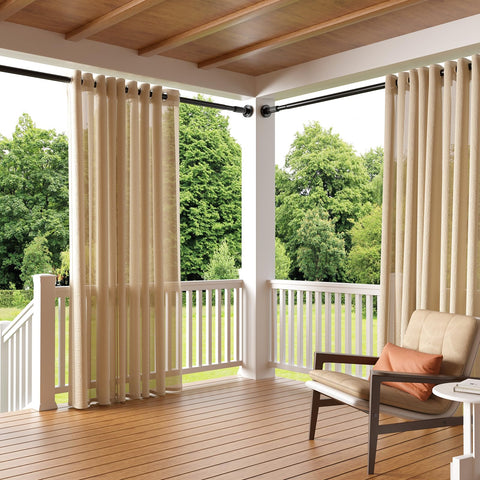 ZipGlo tension rod features a black anti-rust finish that resists humidity.