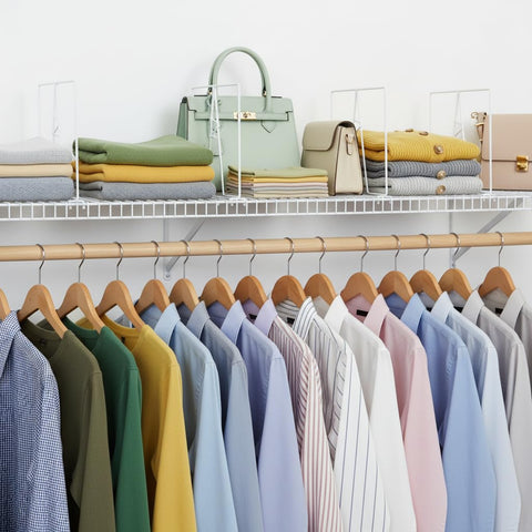 Ziroland white divider maintains neat stacks on deep wire shelves.