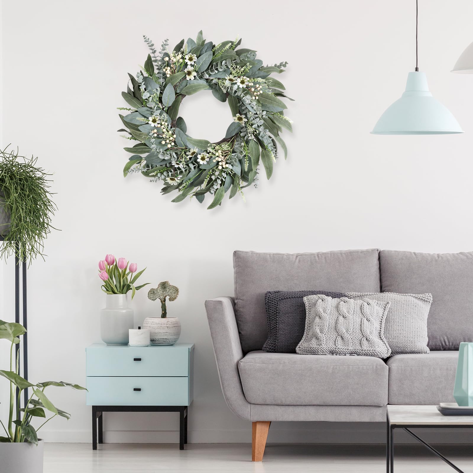 Zmtyykh farmhouse wreath pairs with spring and summer themes.