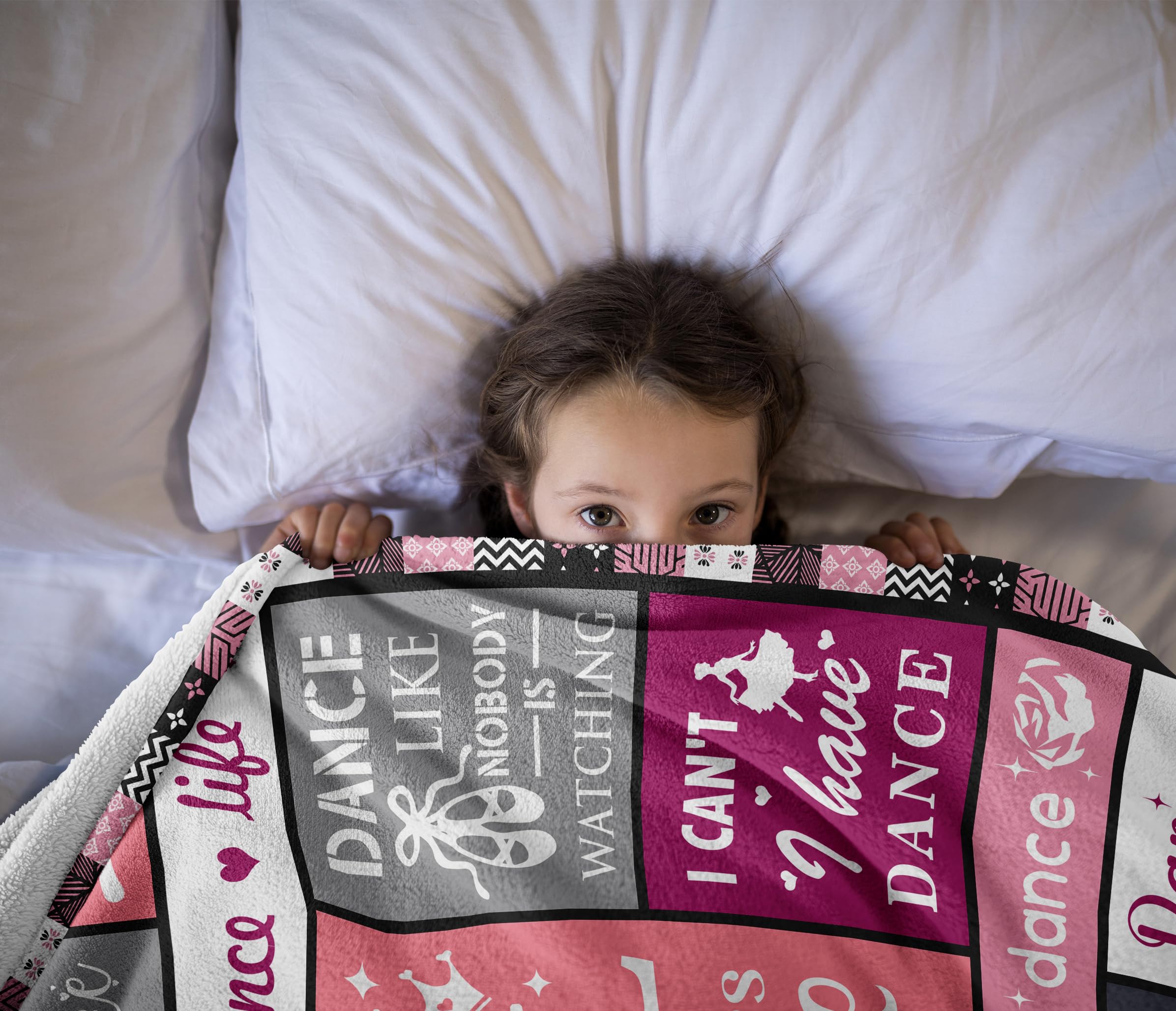 Zolumy easy care blanket maintains color and softness after washing.