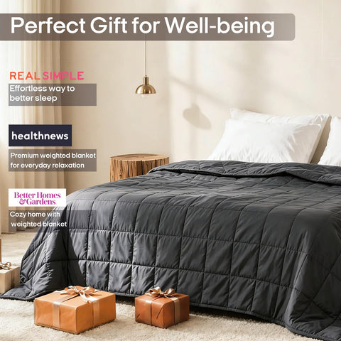 ZonLi dark grey blanket in a modern bedroom for cozy ambiance