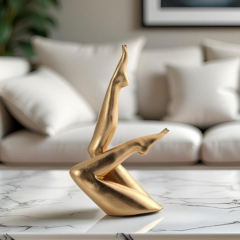 Zonsuli bowed-leg sculpture adds elegant flair to desks and shelves.