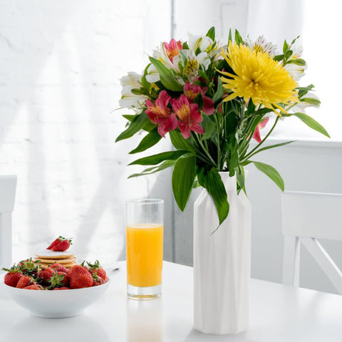 ZOOFOX glossy finish origami vase white for decor appeal.