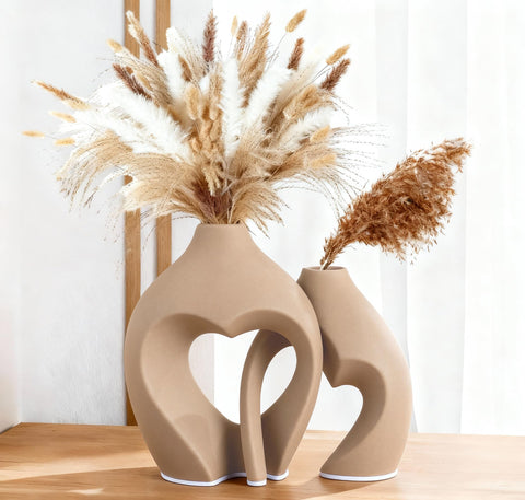 Zormon heart vases front view with interlocking silhouettes for romantic decor